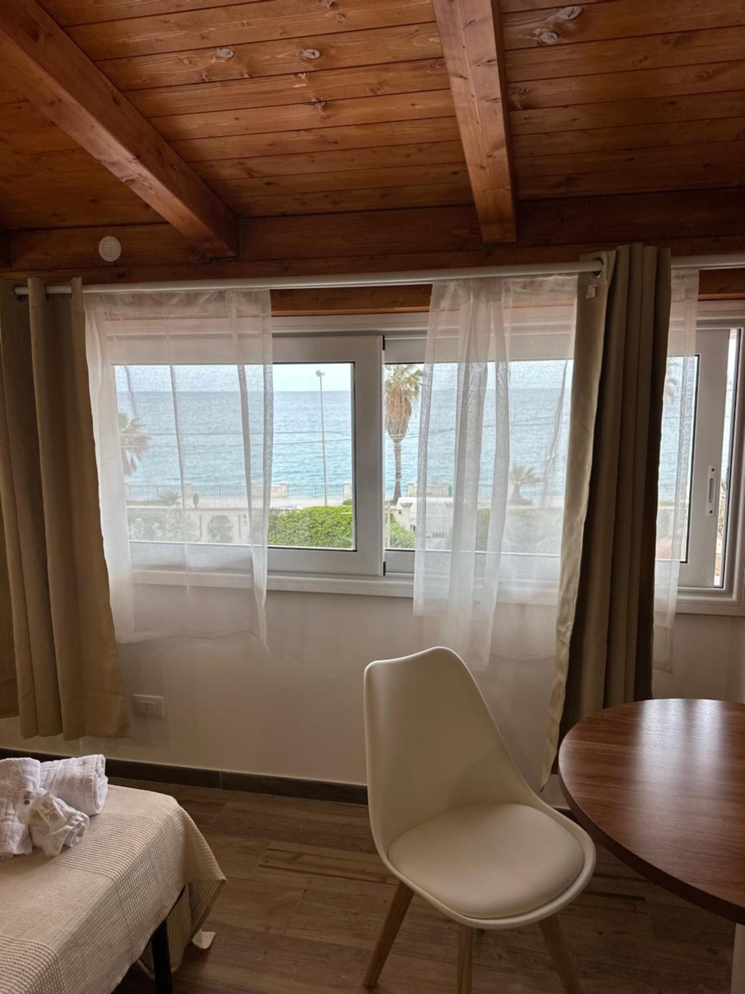 B&B Villa sul Mare Melito Di Porto Salvo Exterior foto